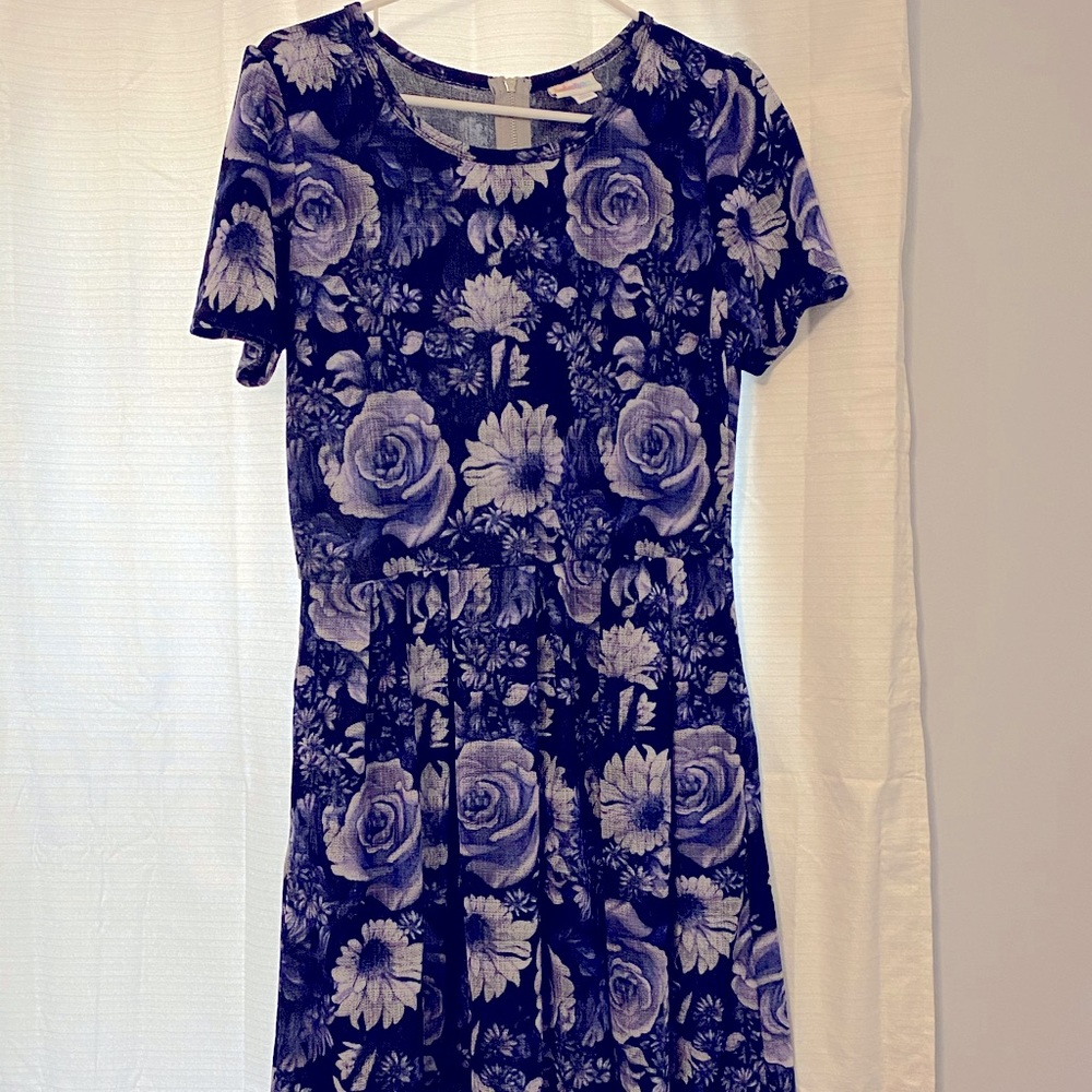 Blue Rose Amelia